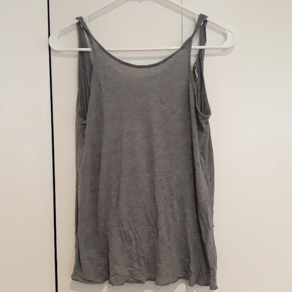 The muscle tee for that fit gal!